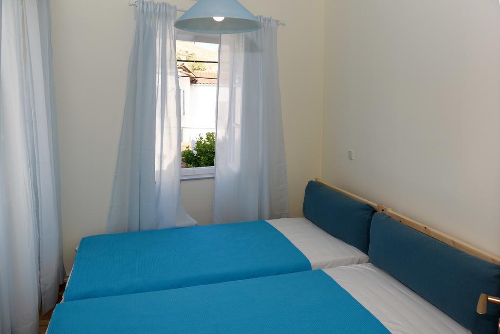 Kalogiannis Apartments هيدرا المظهر الخارجي الصورة