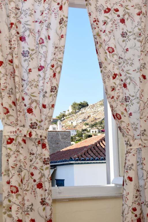 Kalogiannis Apartments هيدرا المظهر الخارجي الصورة